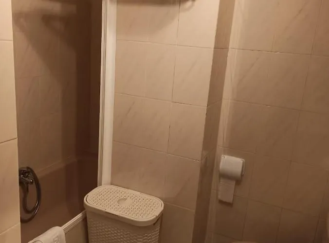 Crisol Plaza Villa Ampuero